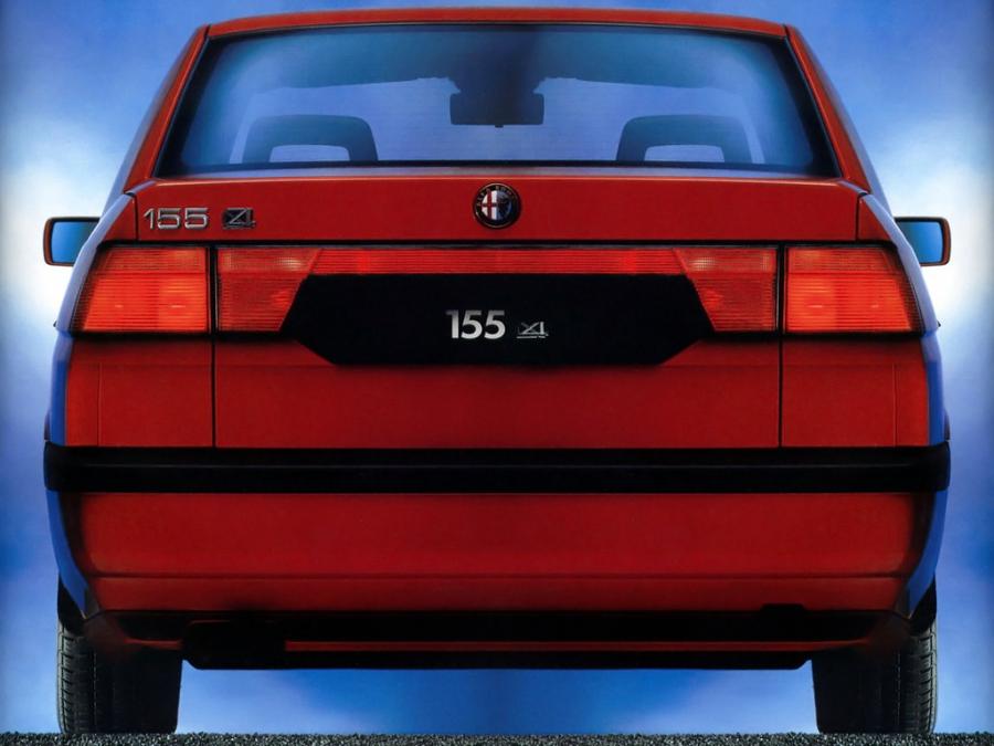  Alfa Romeo 155 Q4 (167) 1992 года  (фото 4 из 16)